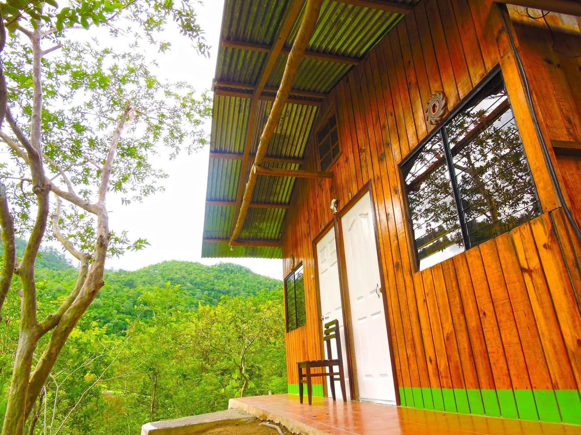 Albergue Oasis The Traveler Lanquín Exterior foto
